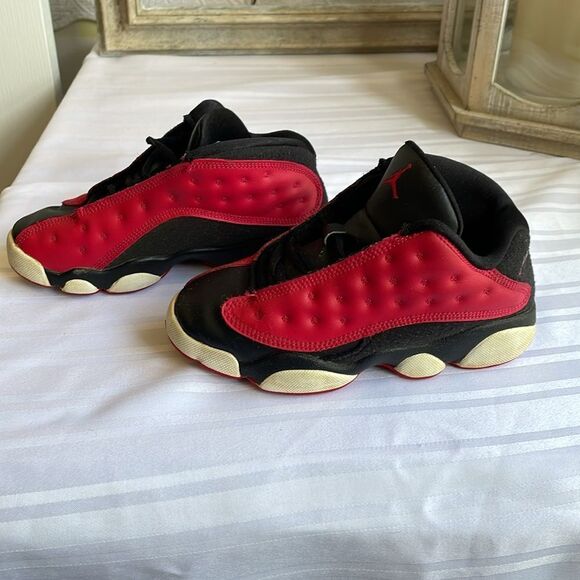 Nike Air Jordan 13 Retro Low Very Berry Kids Size 1Y. DA8018-061 - Picture 1 of 7